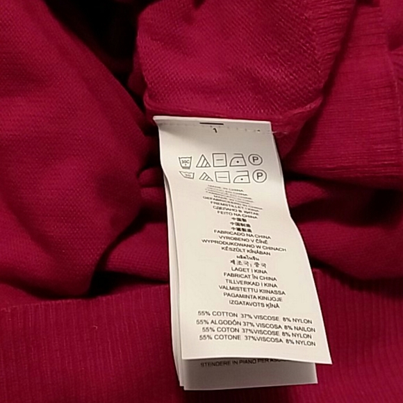 M Michael Kors Knit Top cold shoulder Ruffle L red nwt - Picture 4 of 6